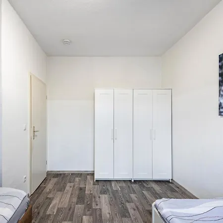 Apartment Ferienwohnung, Auf Zeit *